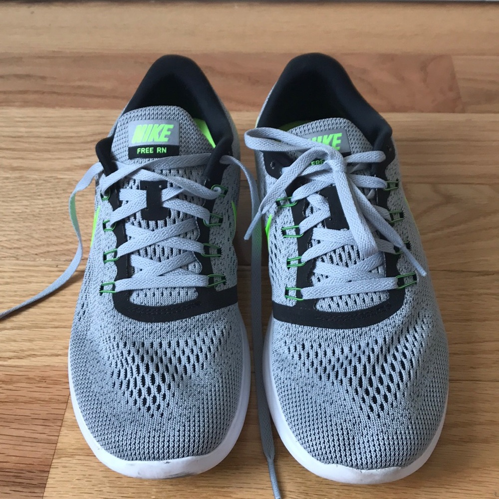 Nike Free RN running sneakers, Men’s Size 8.5